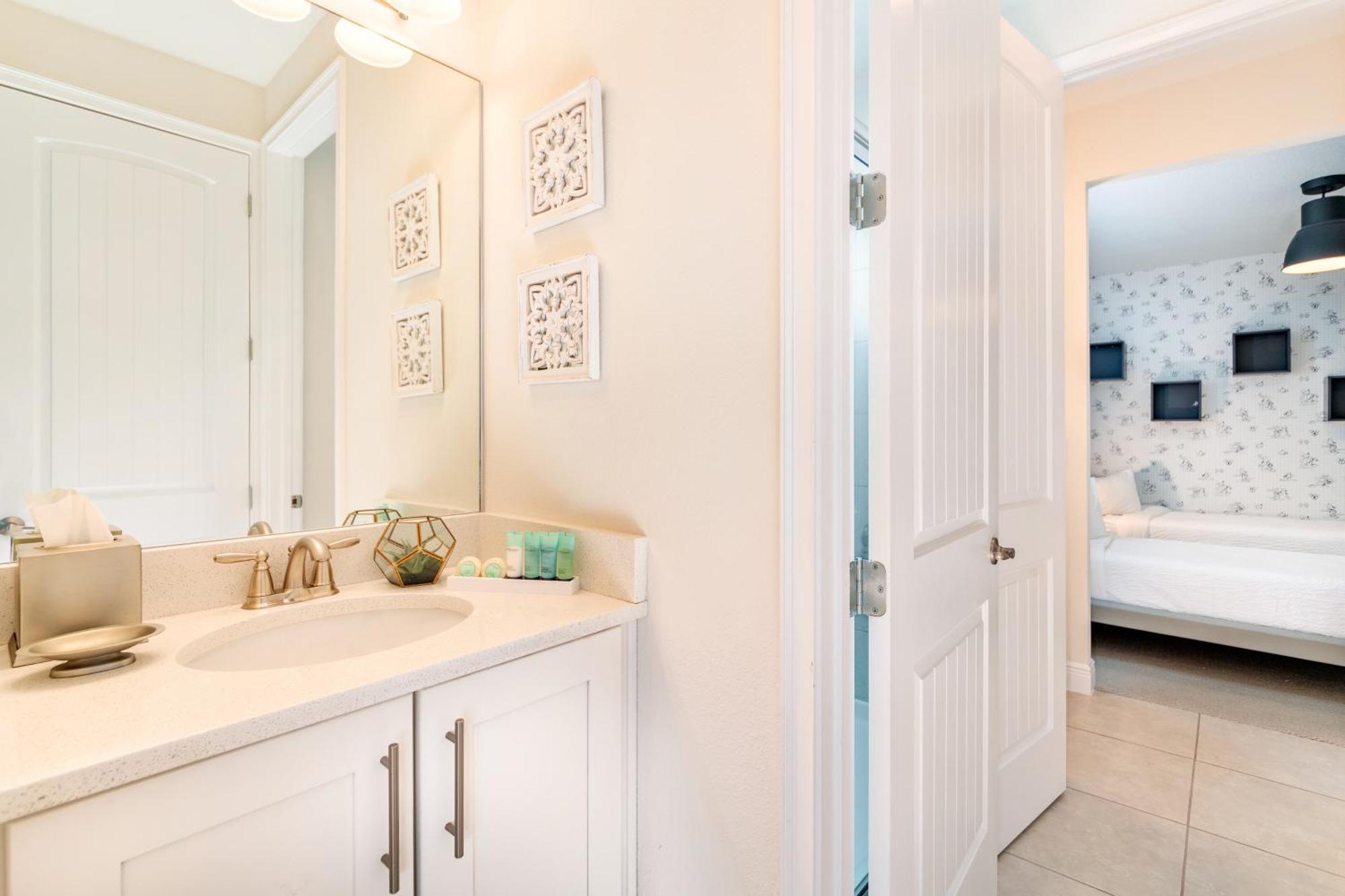 Exquisite Home With Media Room & Games Near Disney By Rentyl - 7600M Orlando Exterior photo